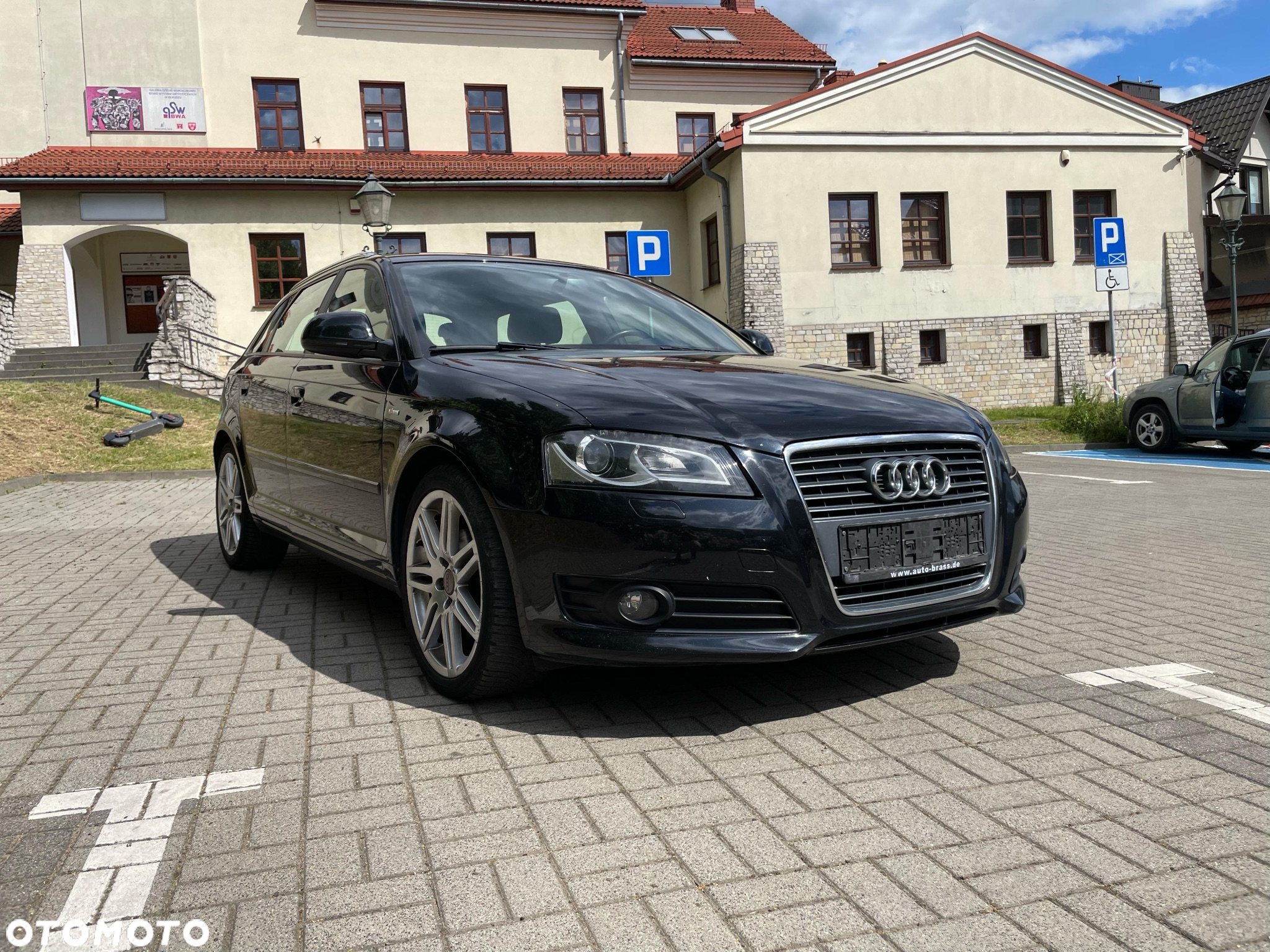 Audi A3 2.0 TDI Sportback DPF S line Sportpaket - 2