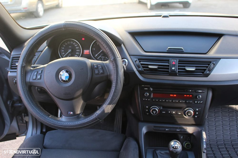 BMW X1 18 d sDrive Pack M - 16