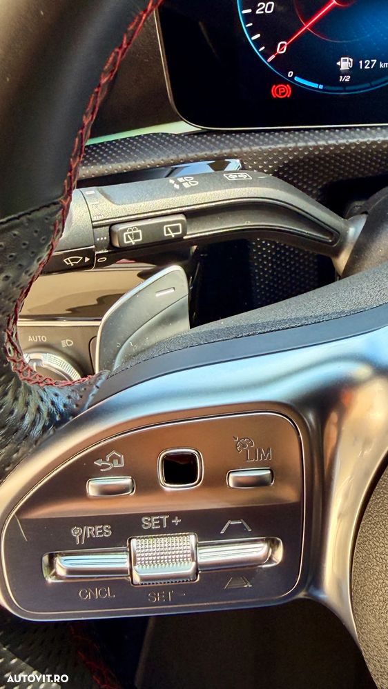 Mercedes-Benz A 250 e 8G-DCT AMG Line - 22