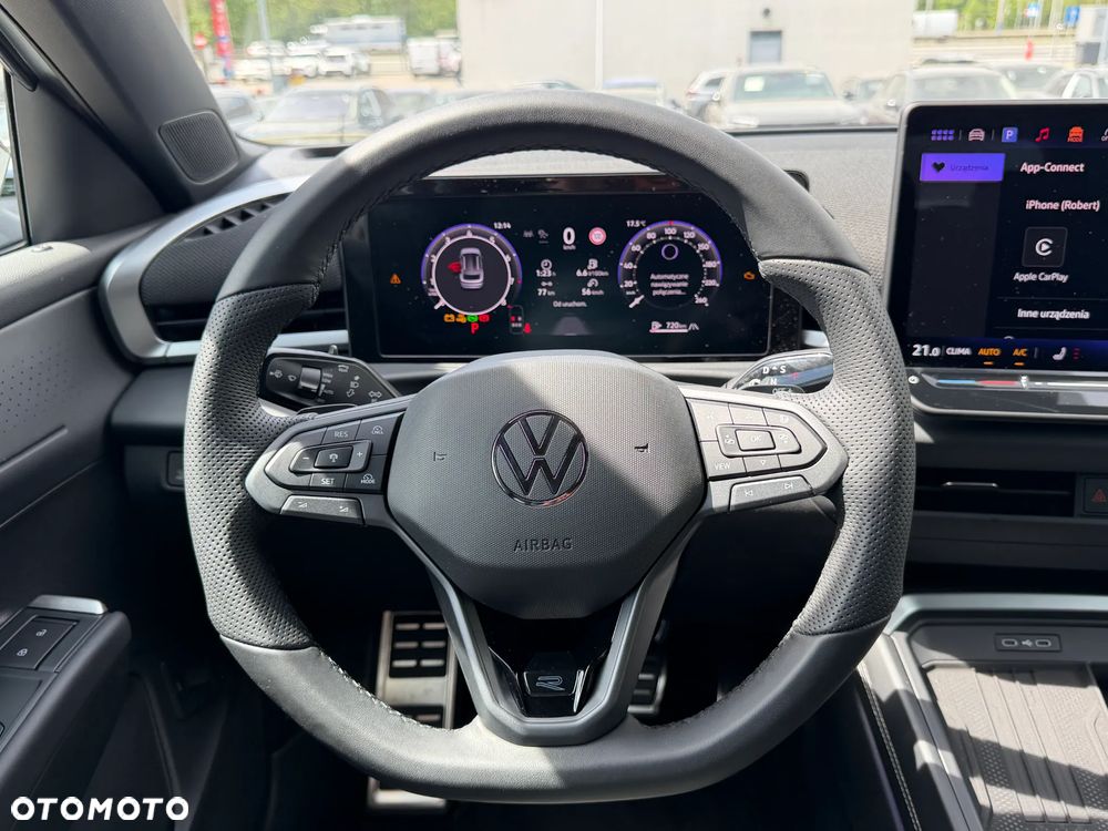 Volkswagen T-Roc 1.5 eTSI R-Line DSG - 22