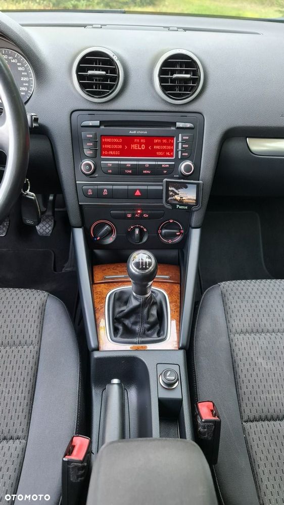 Audi A3 3-drzwiowe 2.0 TDI DPF Ambiente - 17