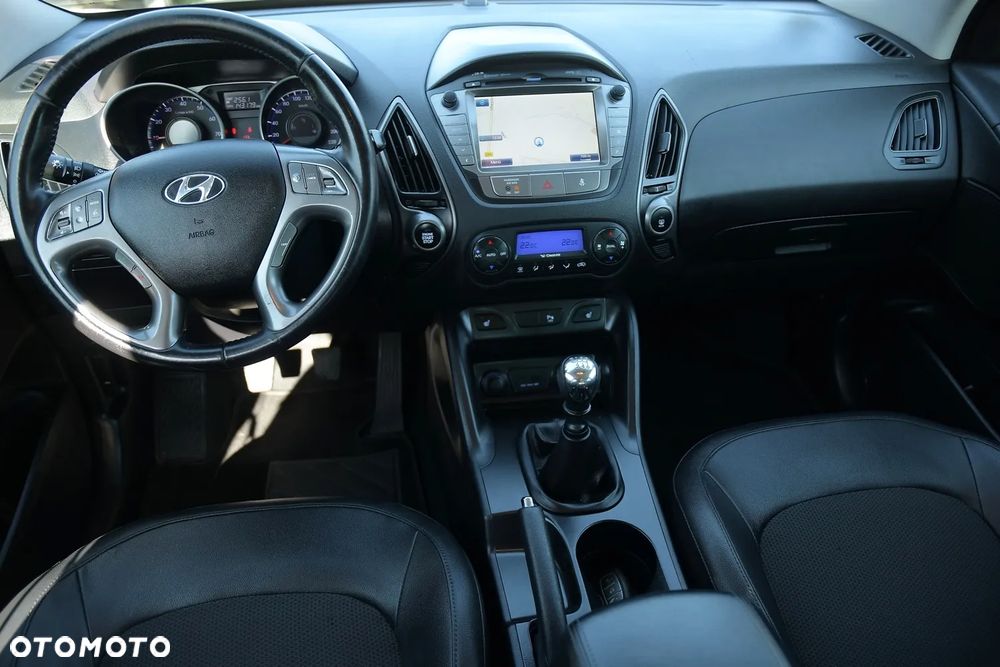 Hyundai ix35 1.6 2WD Fifa World Cup Edition - 26
