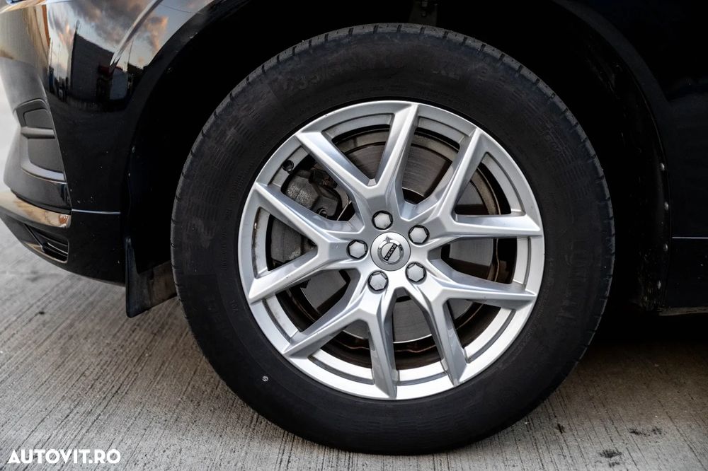 Volvo XC 60 B4 D AWD Ultimate Dark - 12