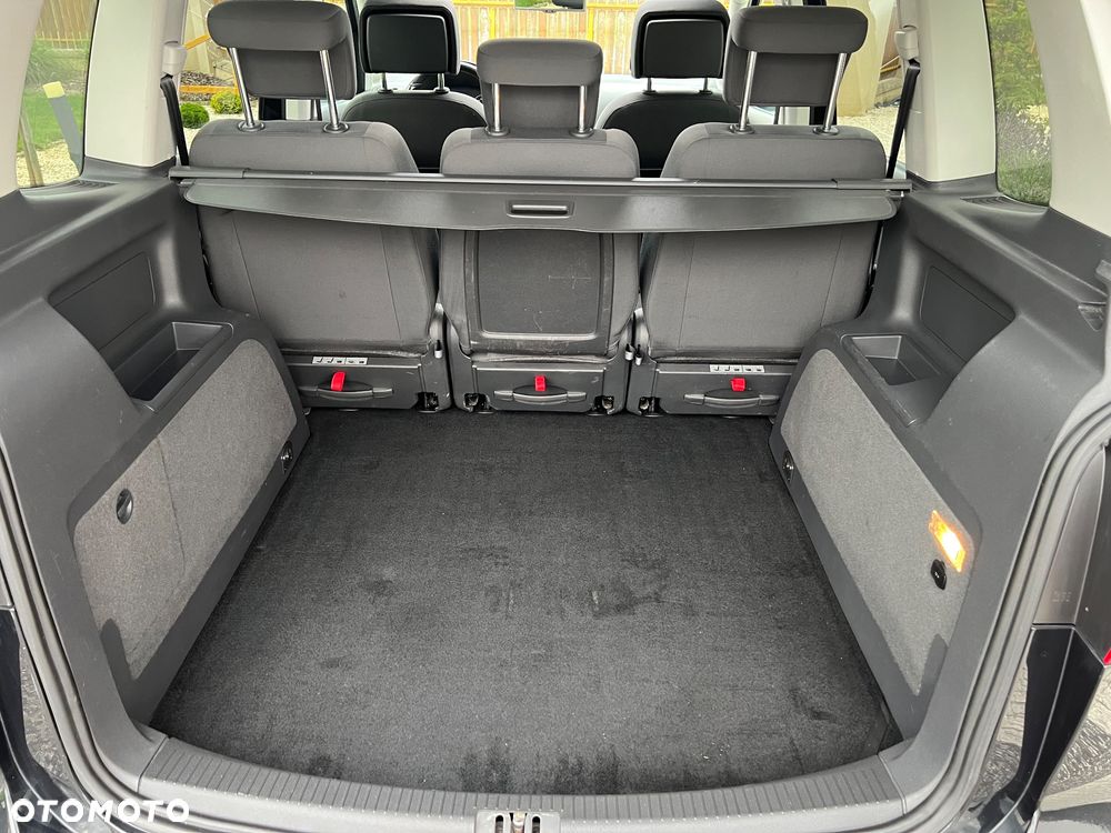 Volkswagen Touran 2.0 TDI DPF Highline - 37
