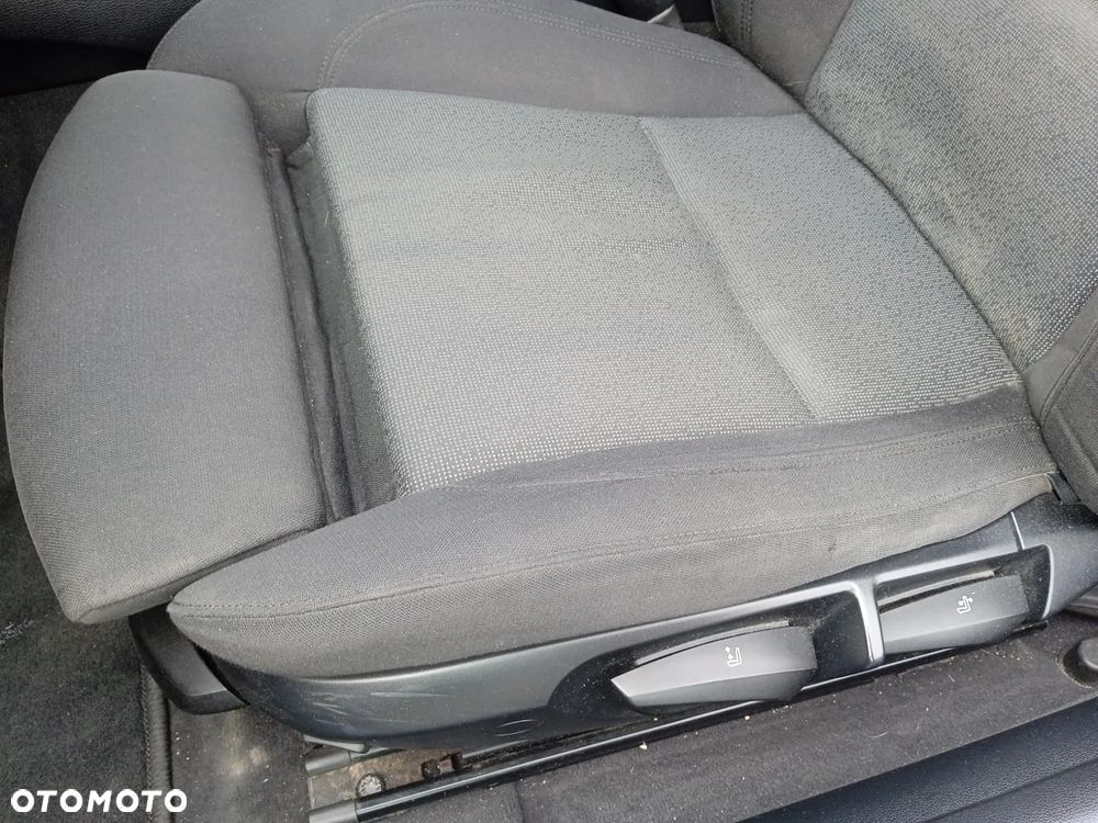 BMW Seria 3 320d DPF Edition Exclusive - 8