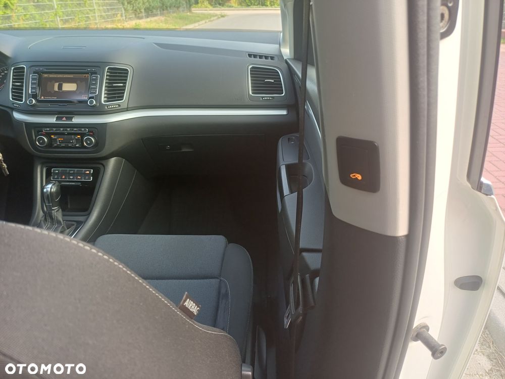 Volkswagen Sharan 2.0 TDI DSG Blue Motion Style - 26