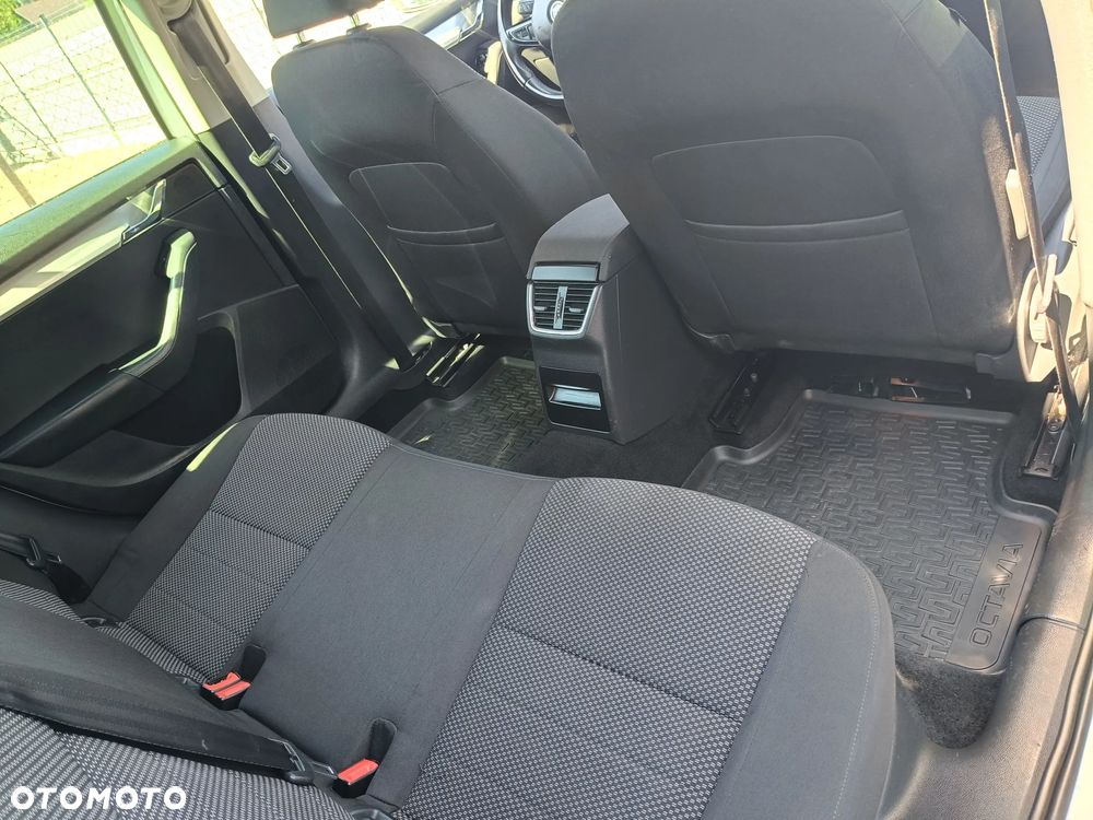 Skoda Octavia - 4