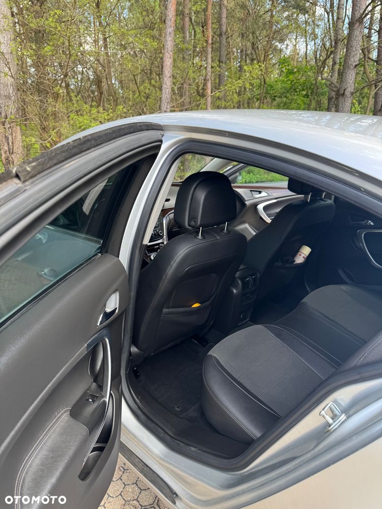 Opel Insignia 2.0 CDTI Cosmo ecoFLEX - 4