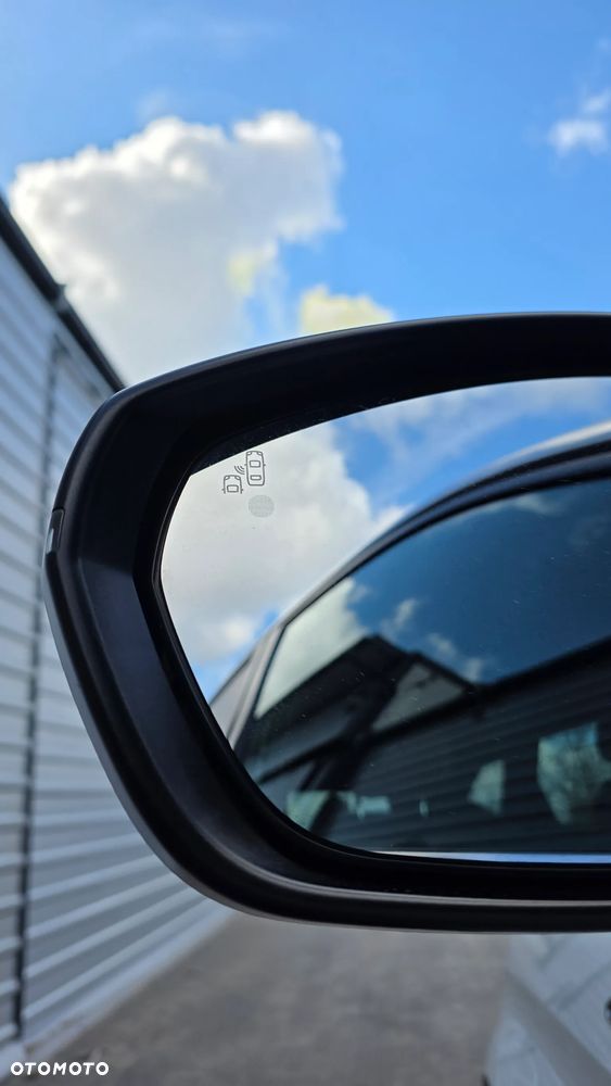 Peugeot 3008 1.5 BlueHDi GT Pack S&S EAT8 - 28