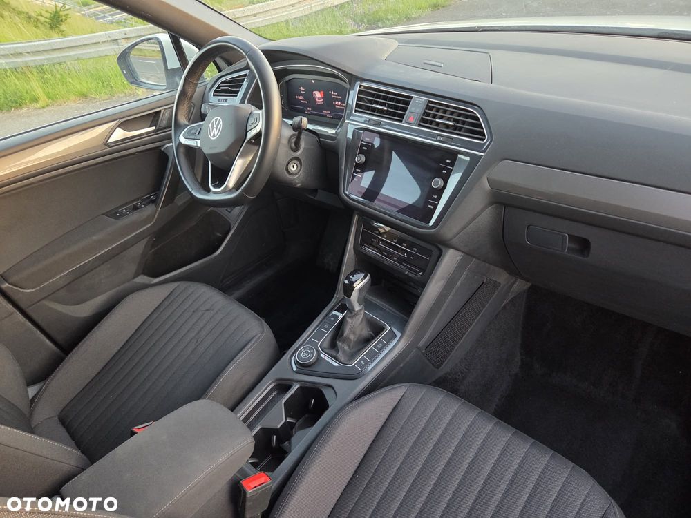 Volkswagen Tiguan 2.0 TSI 4Mot Life DSG - 10