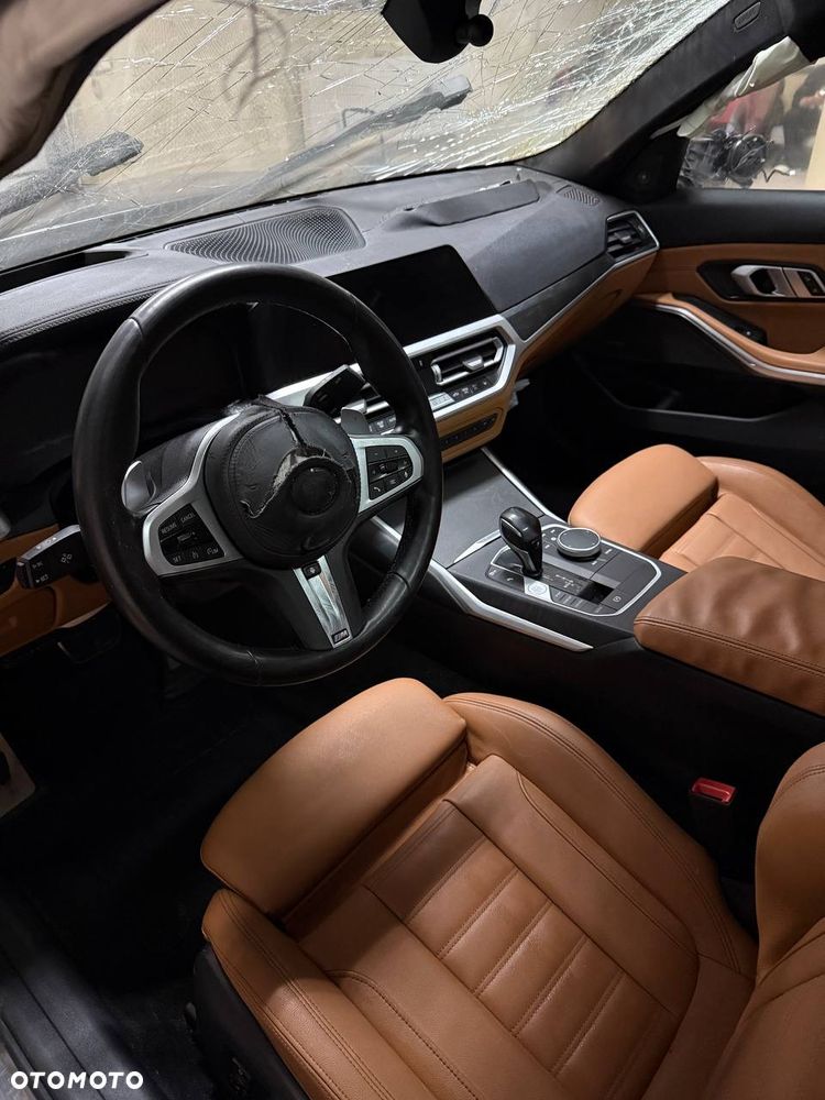 BMW Seria 3 M340i xDrive - 9