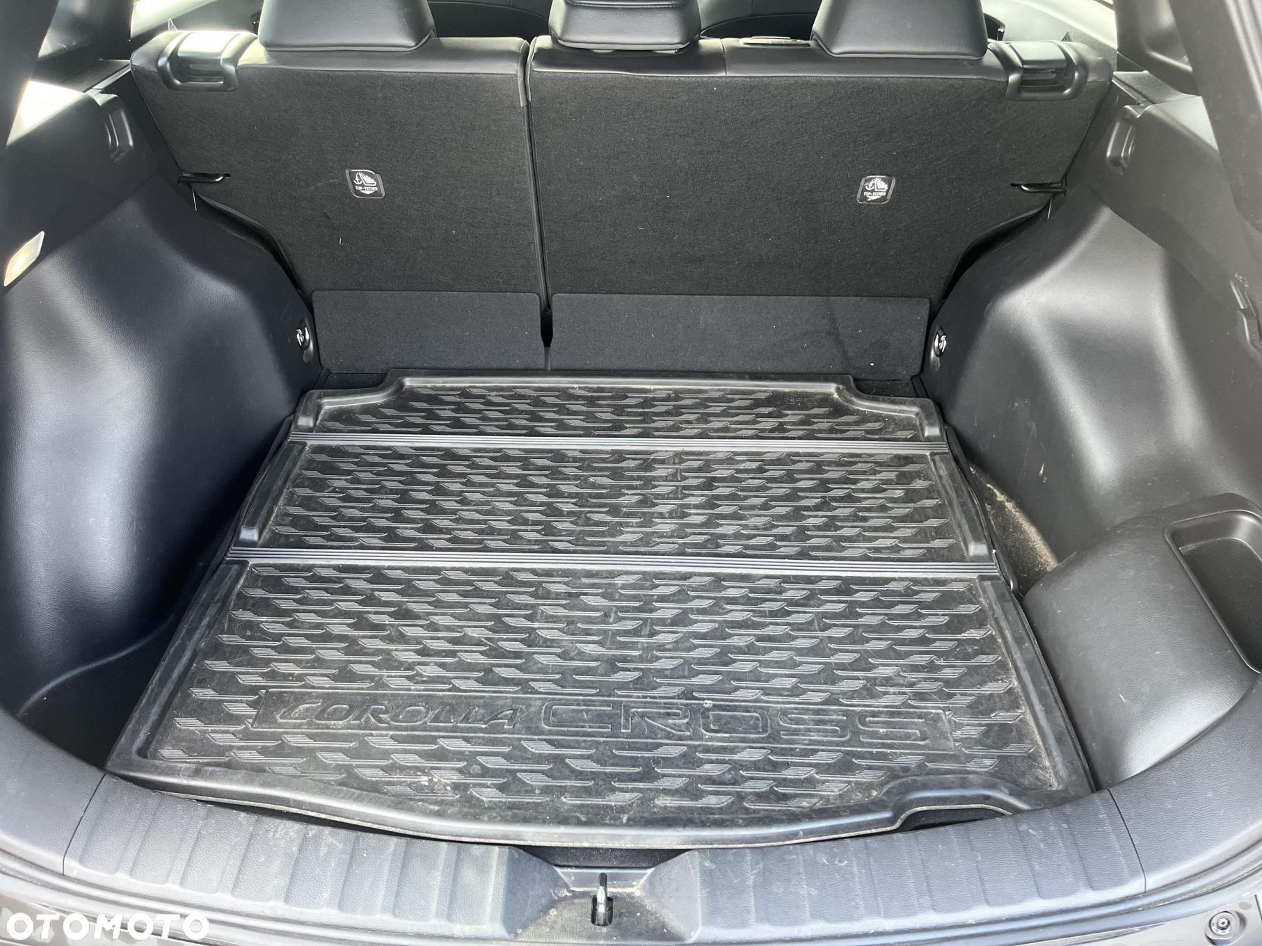 Toyota Corolla Cross - 13