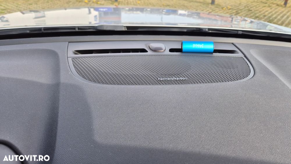 Volvo XC 40 D4 AWD Momentum Pro - 10