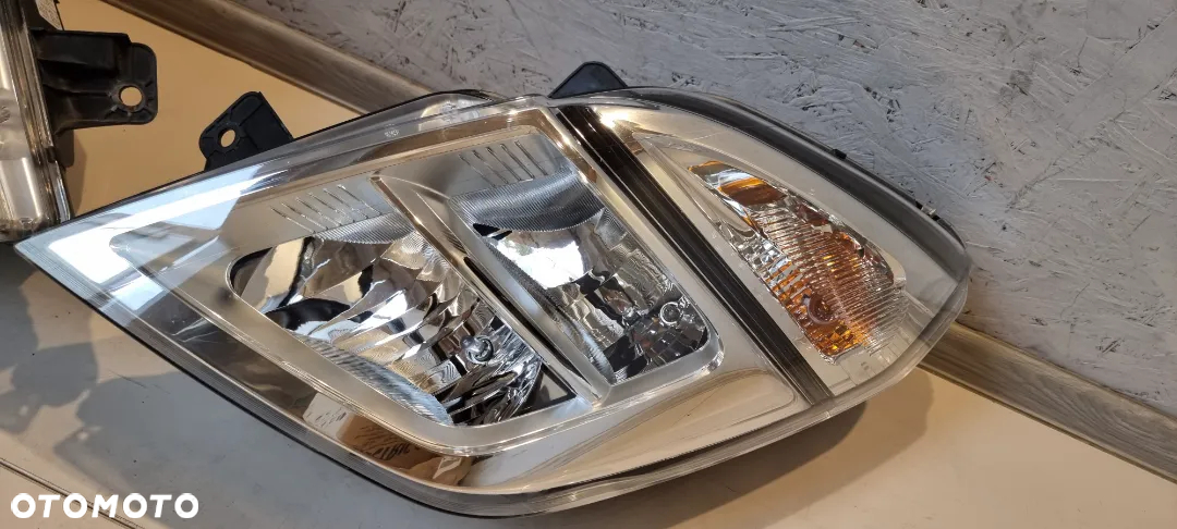 Lampa przód prawa lewa NISSAN NV400 - 3