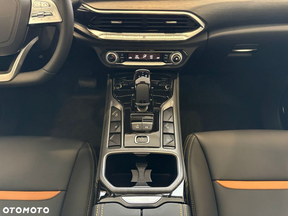 Bestune T77 1.5T Elegance DCT - 13