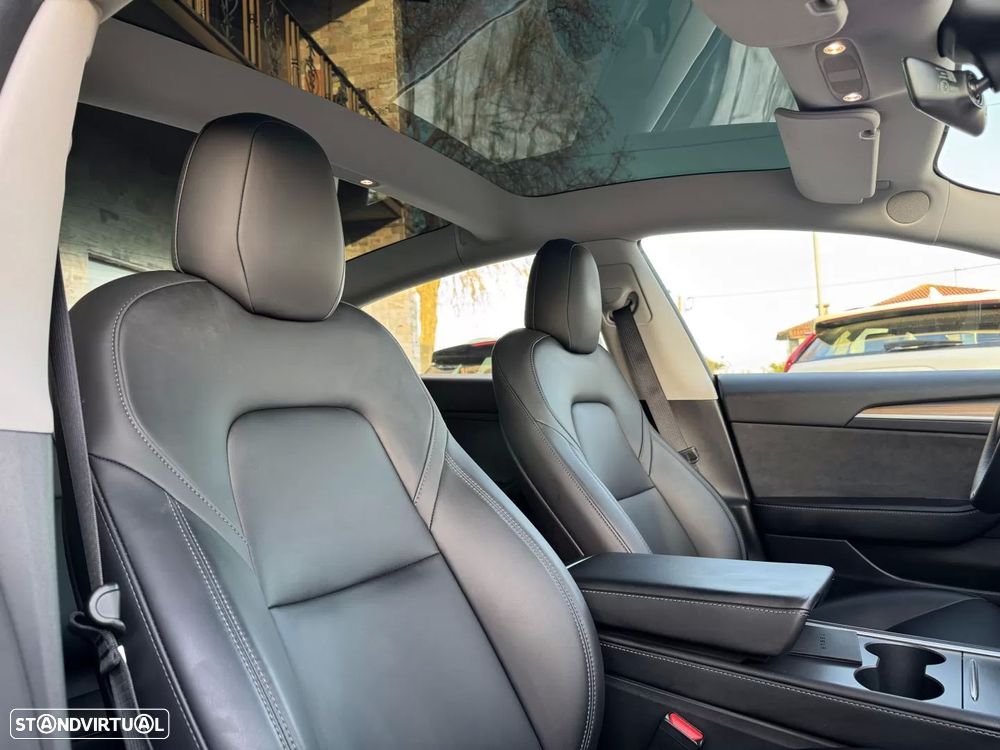 Tesla Model 3 Tração Traseira - 19