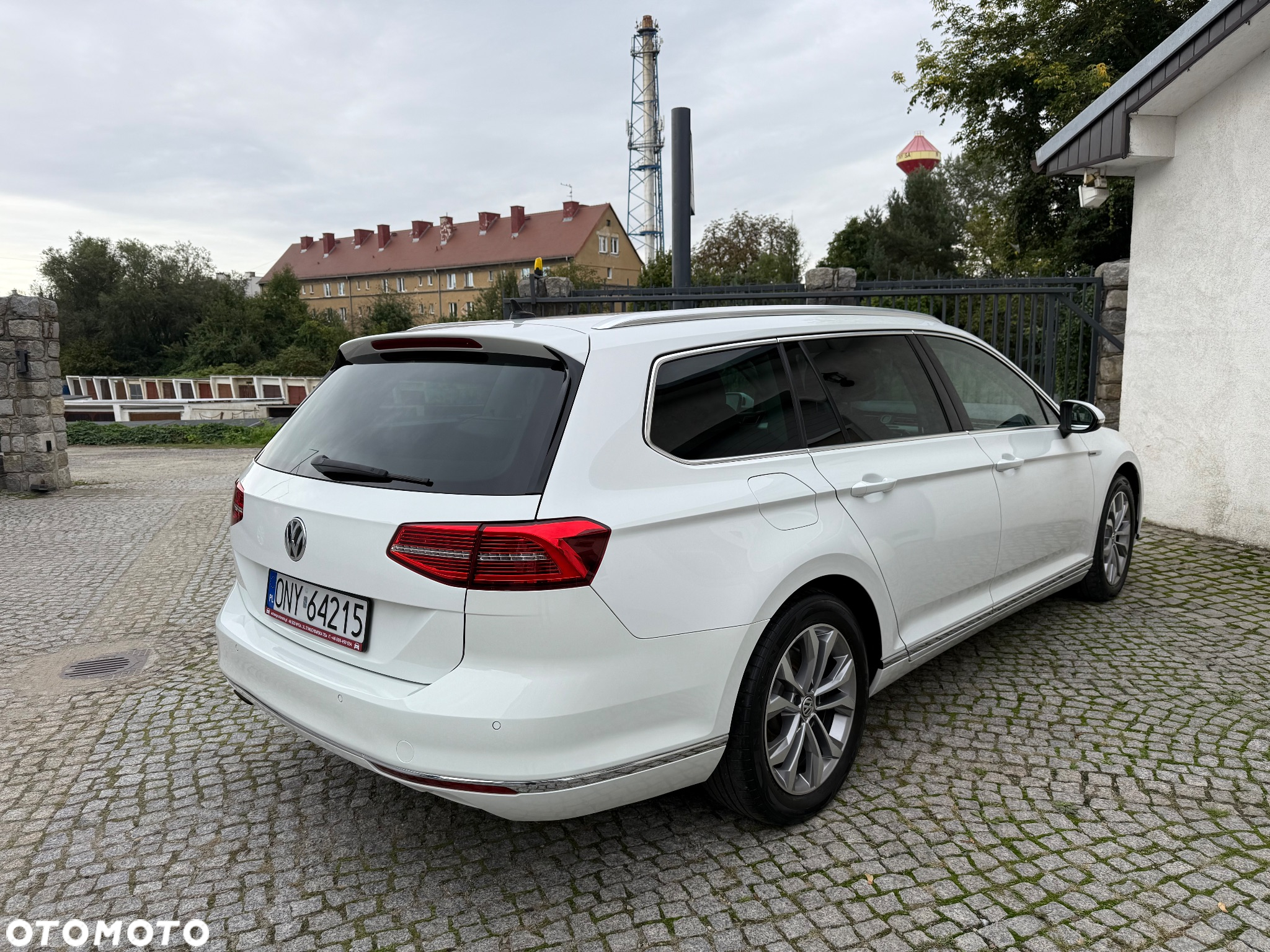 Volkswagen Passat 2.0 TDI BMT 4Mot Highline DSG - 9