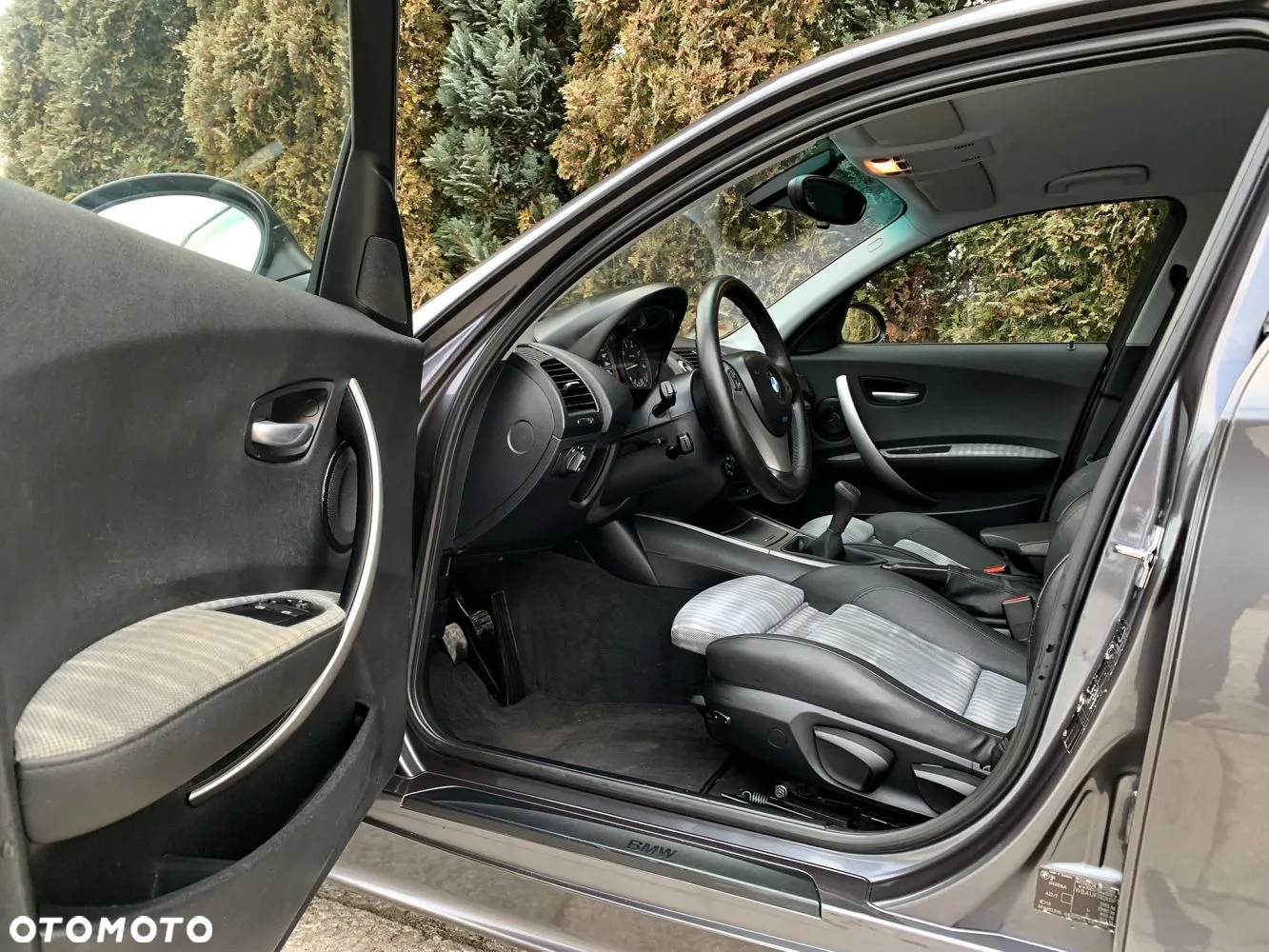 BMW Seria 1 116i - 19