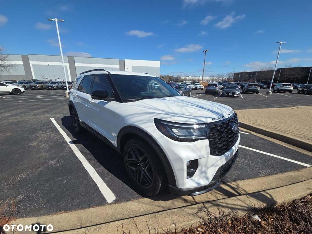 Ford Explorer EcoBoost Plug-in Hybrid ST-LINE - 2