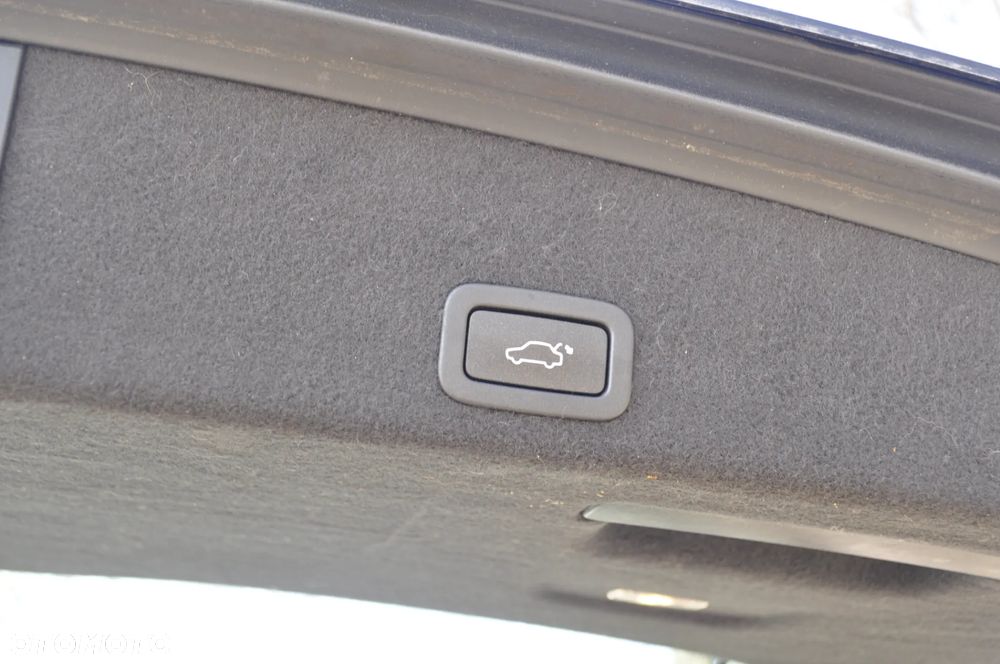 Volvo XC 60 D4 RDesign - 10