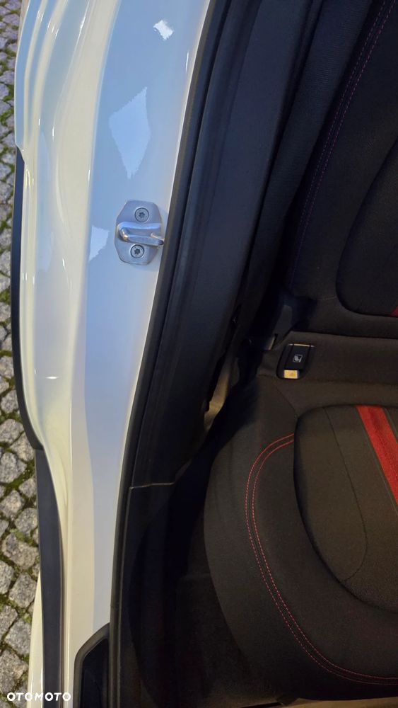 BMW X1 xDrive20d Sport Line - 36