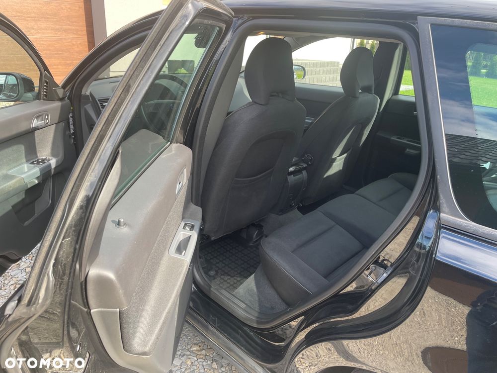Volvo V50 1.6D - 9