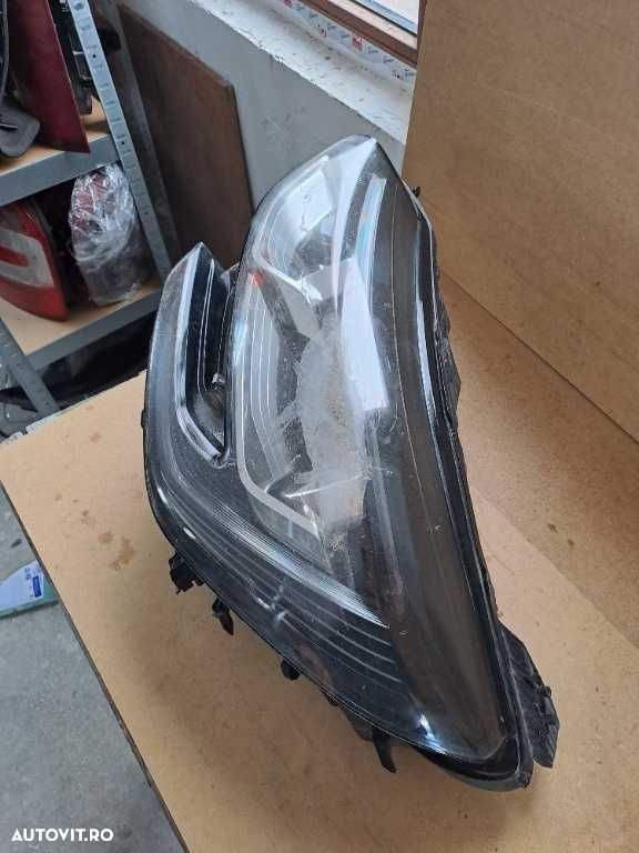 Far stanga Renault Megane 4 original Europa cod 260602792R - 6