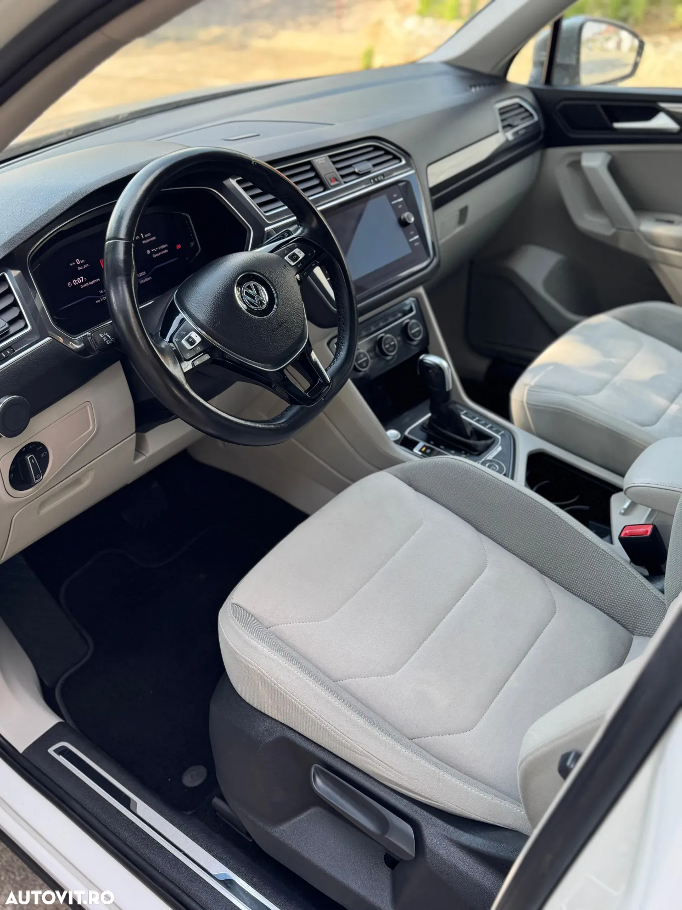 Volkswagen Tiguan 2.0 TDI DSG 4Mot Highline - 14