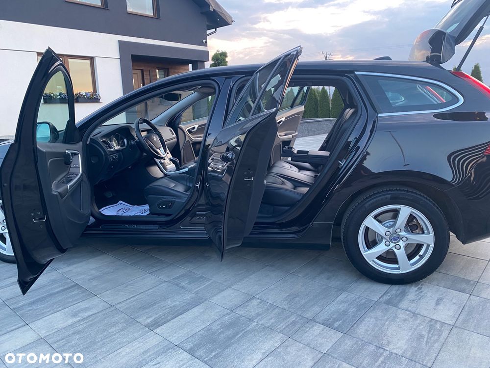 Volvo V60 D3 Drive-E Summum - 15