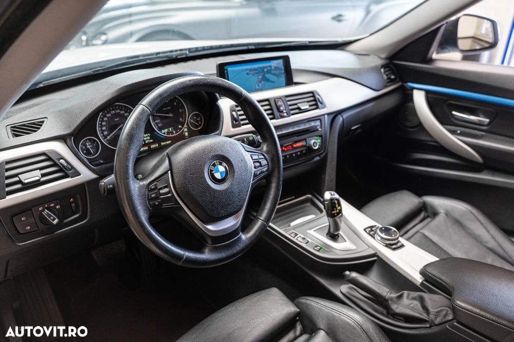 BMW Seria 3 320d Sport-Aut. - 25