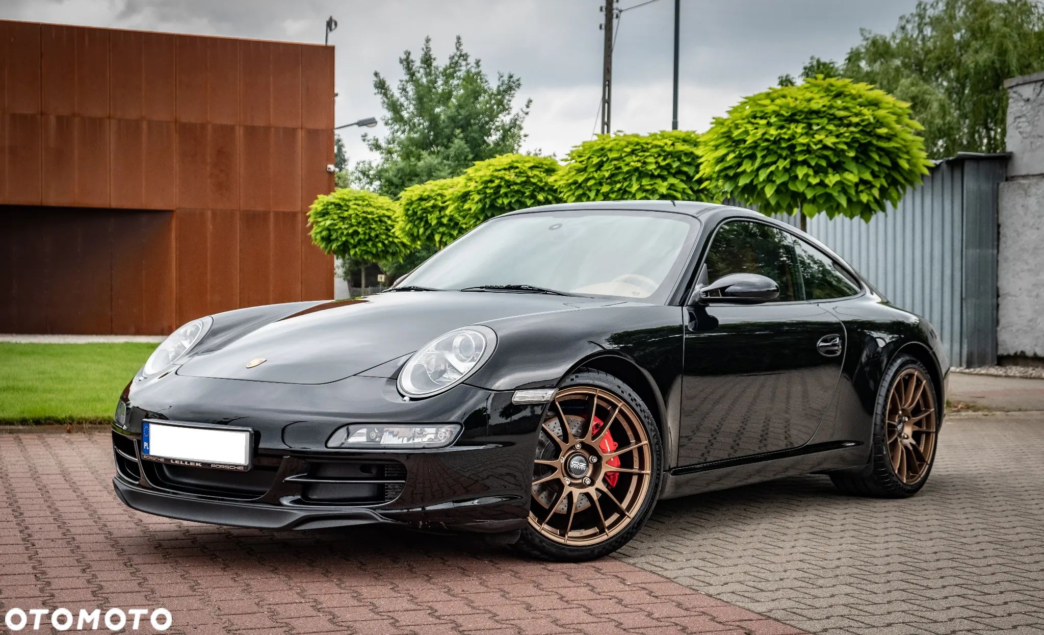 Porsche 911 Carrera S - 1