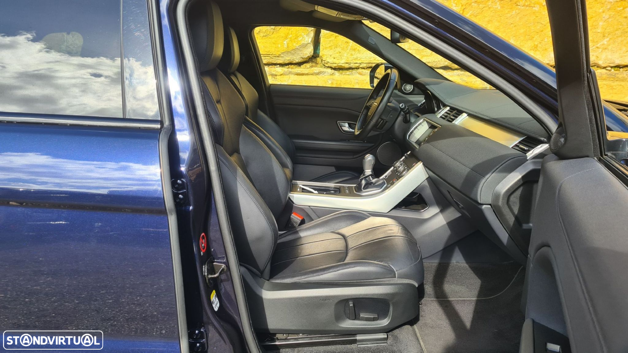 Land Rover Range Rover Evoque 2.0 TD4 SE - 33
