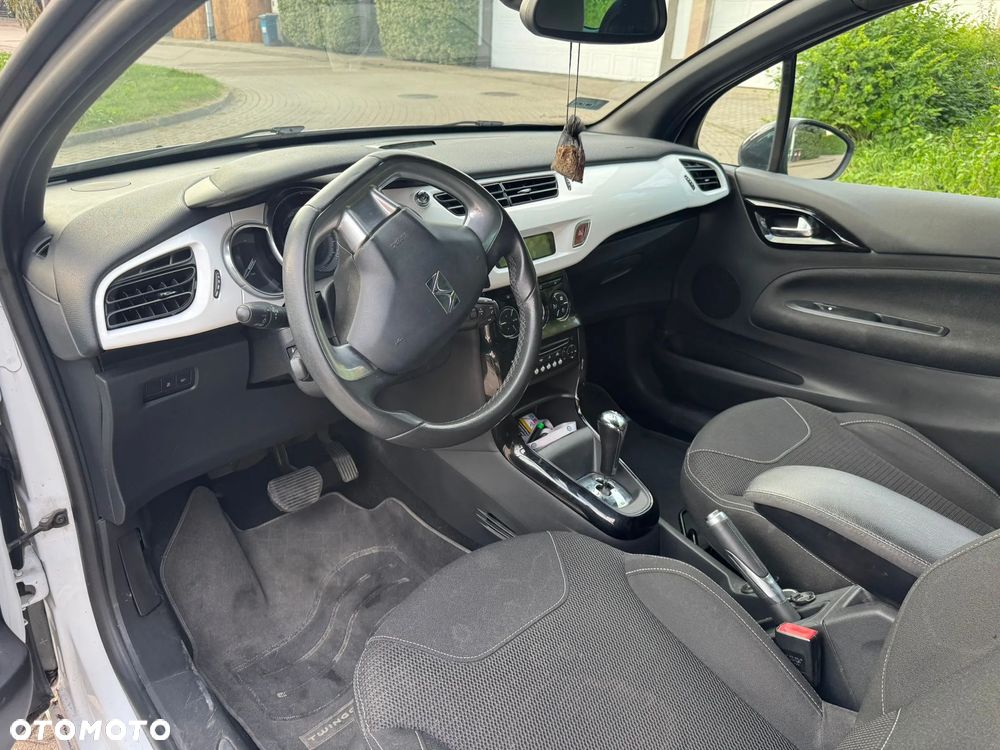 Citroën DS3 1.6 e-HDi SoChic MCP - 8