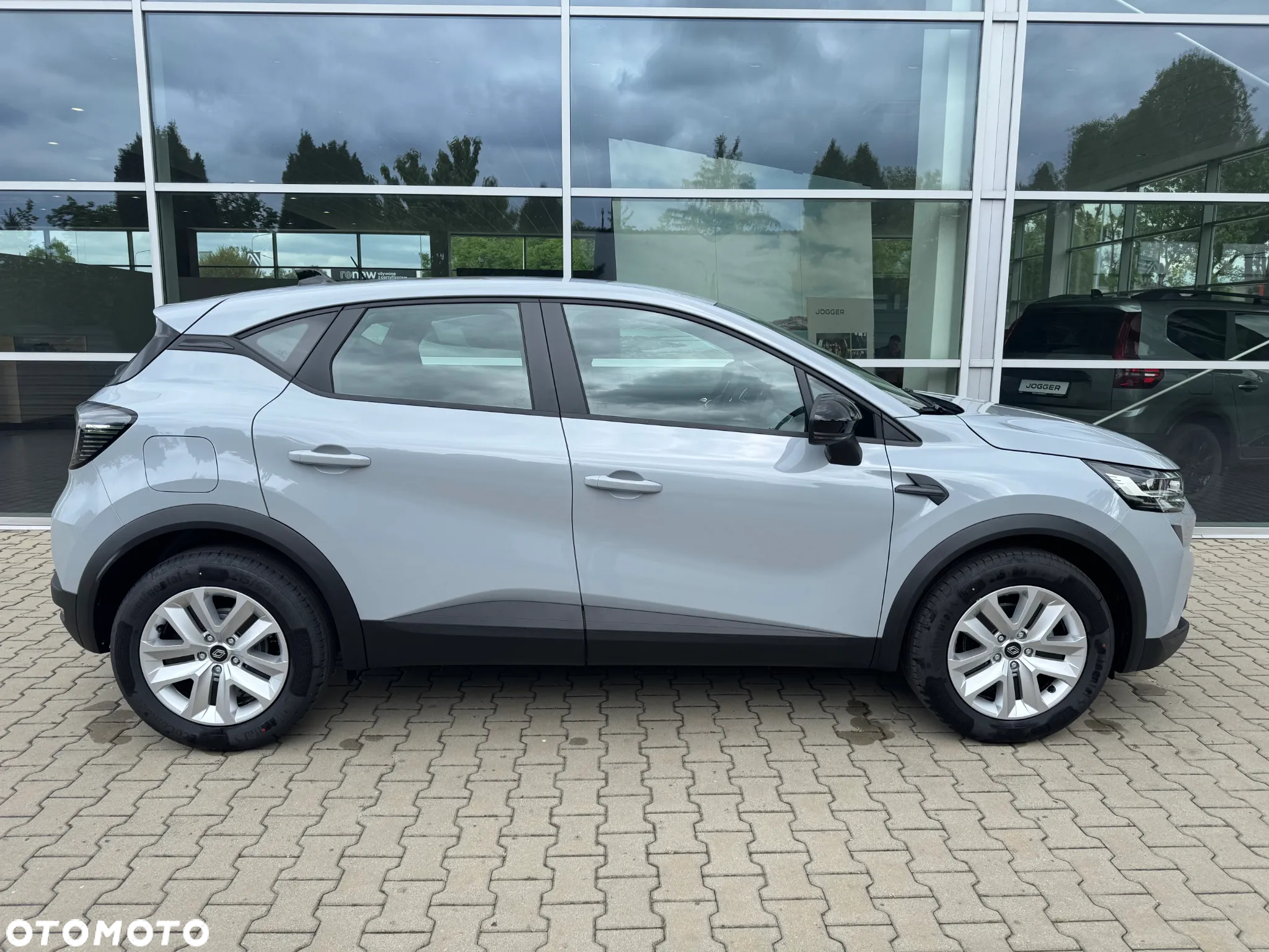Renault Captur - 23
