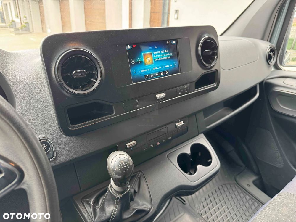 Mercedes-Benz SPRINTER - 20