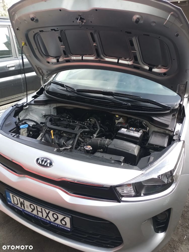 Kia Rio 1.2 L - 13