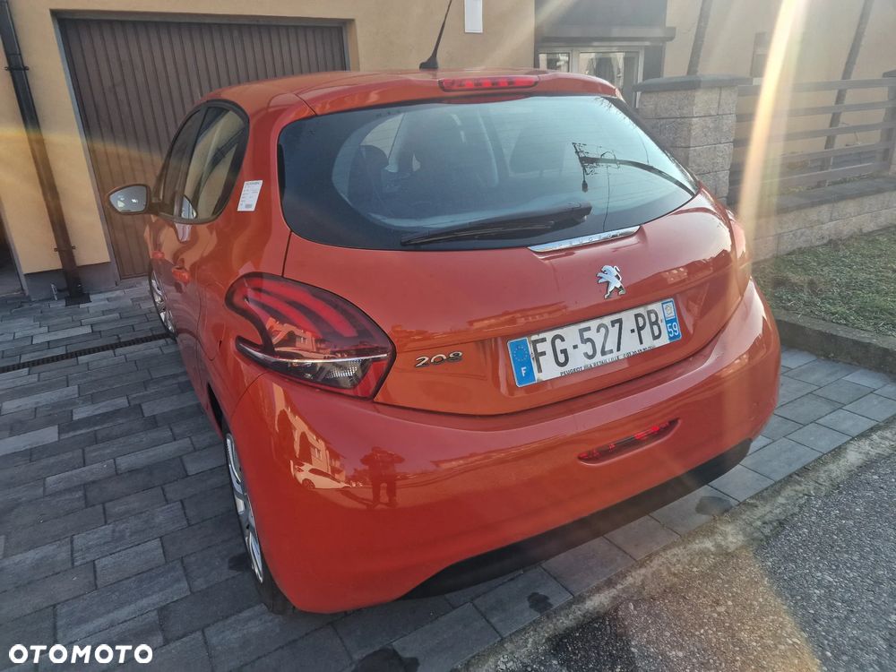 Peugeot 208 BlueHDi 100 Active - 6