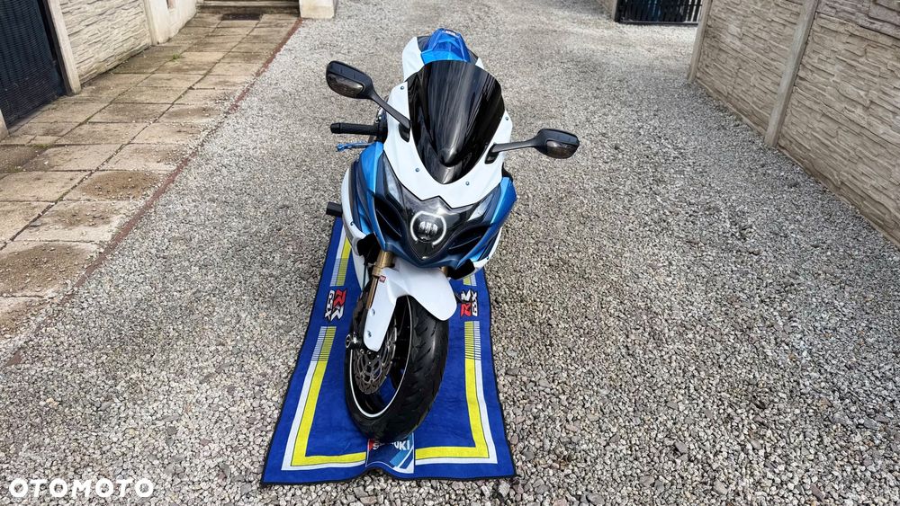 Suzuki GSX-R - 12
