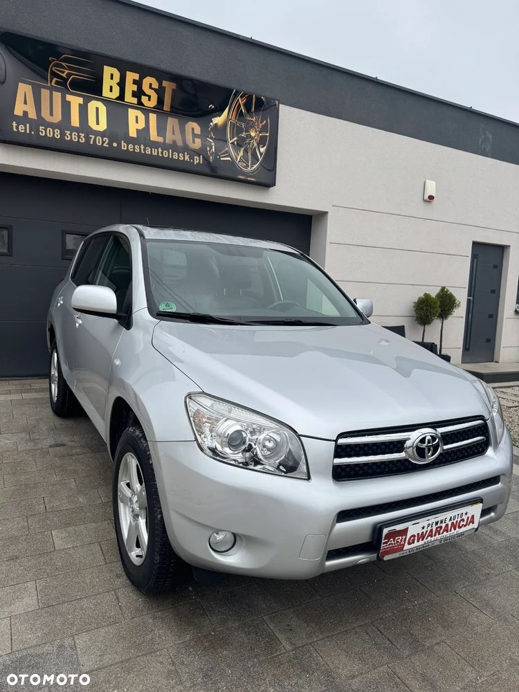 Toyota RAV4 2.0 4x4 Automatik Executive