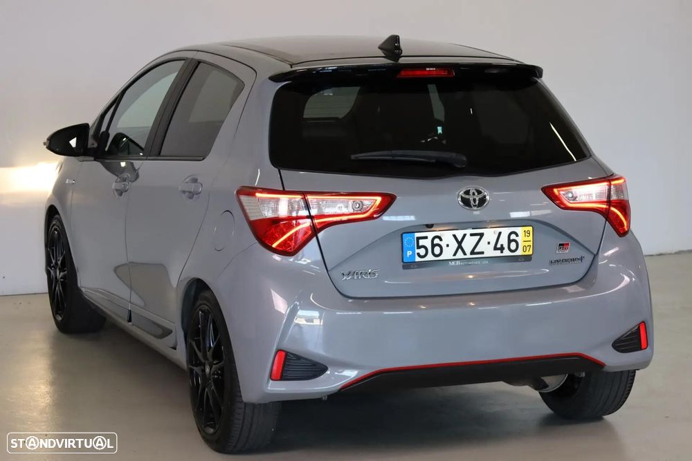 Toyota Yaris 1.5 HSD GR Sport - 18
