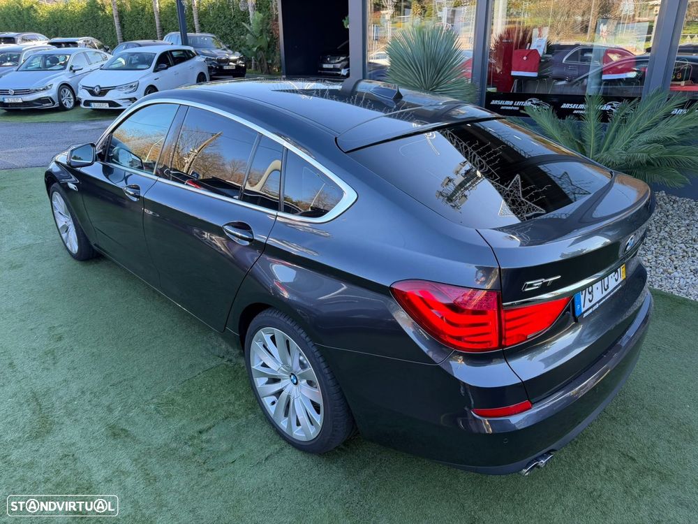 BMW 530 Gran Turismo d - 14
