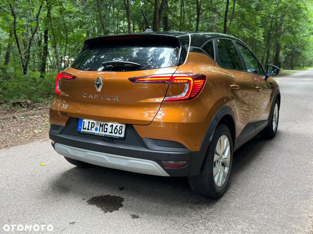 Renault Captur TCe 90 TECHNO - 4
