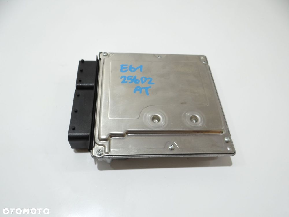 KOMPUTER STEROWNIK SILNIKA BMW E60 E61 256D2 AUTOMAT 7795553 (4647556) - 3