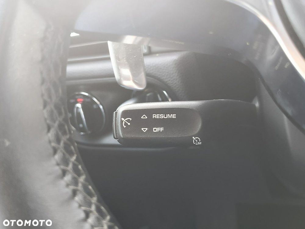 Porsche Macan - 26