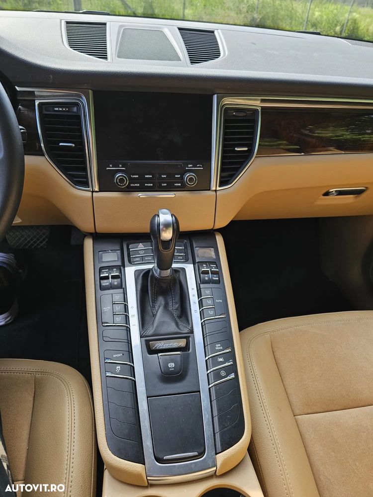 Porsche Macan - 6