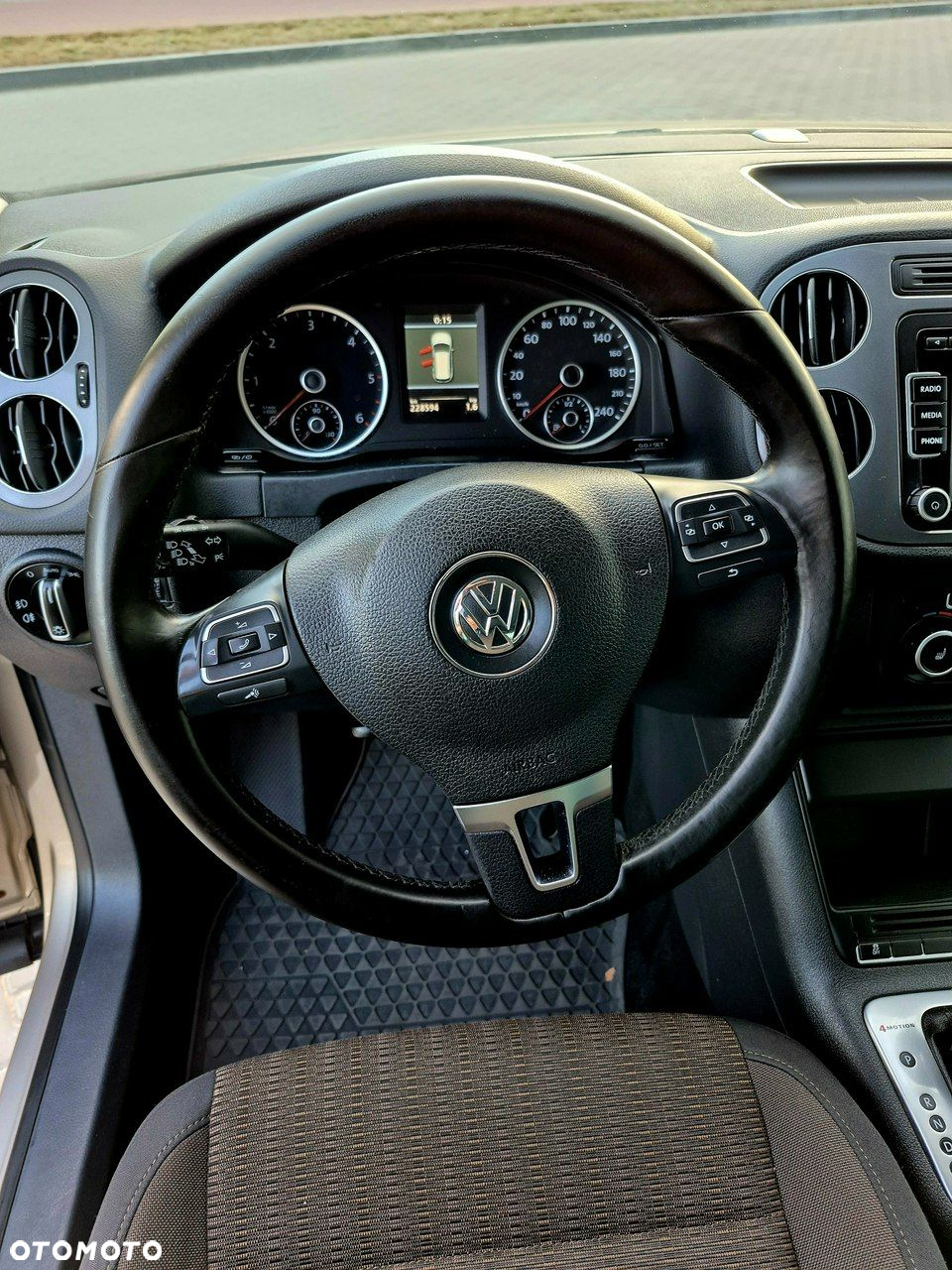 Volkswagen Tiguan 2.0 TDI 4Mot Sport&Style DSG - 31