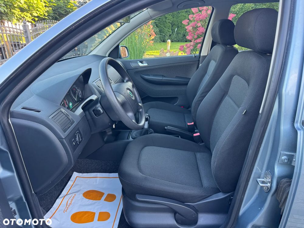 Skoda Fabia 2.0 Ambiente - 27