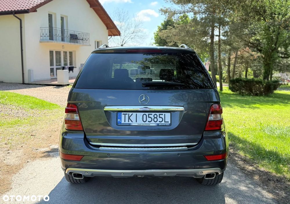 Mercedes-Benz ML - 9