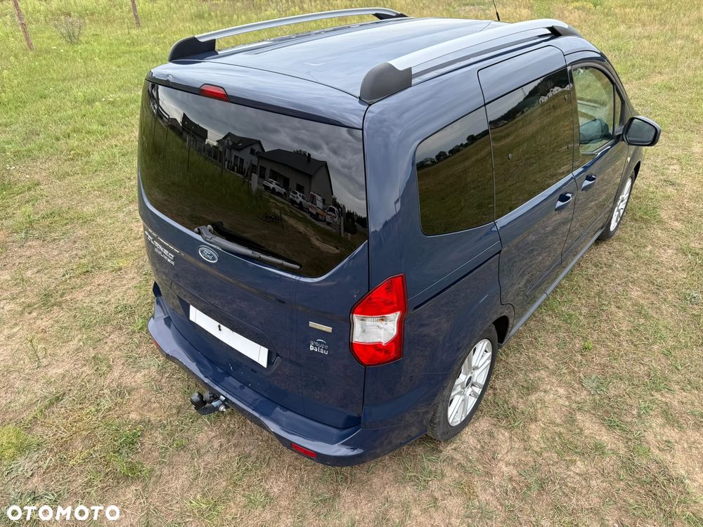 Ford Tourneo Courier 1.0 EcoBoost S&S Ambiente - 28