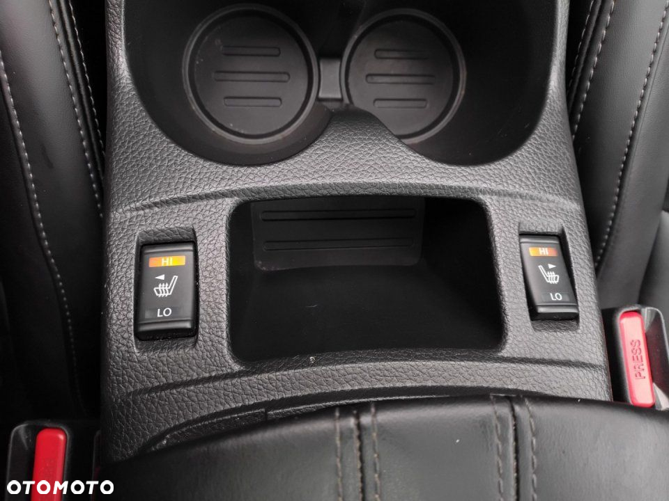Nissan Qashqai - 23